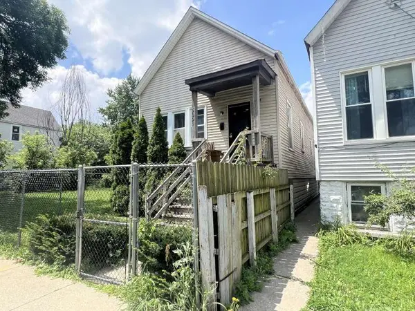 5020 S May ST, Chicago, IL 60609