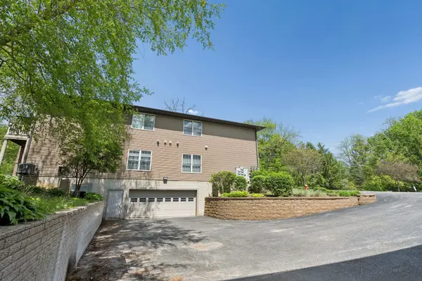 2997 3rd ST #200, Moline, IL 61265