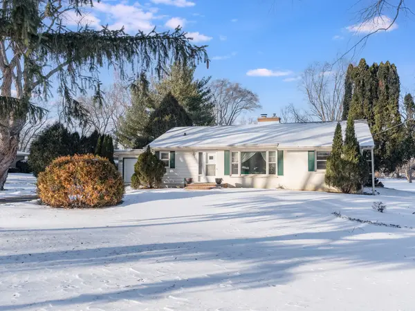 178 Brookhill RD, Libertyville, IL 60048