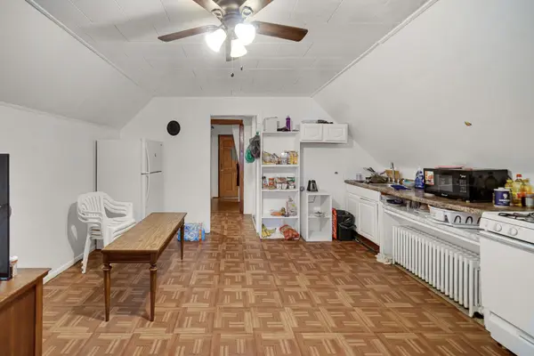 924 N PULASKI AVE, Chicago, IL 60651