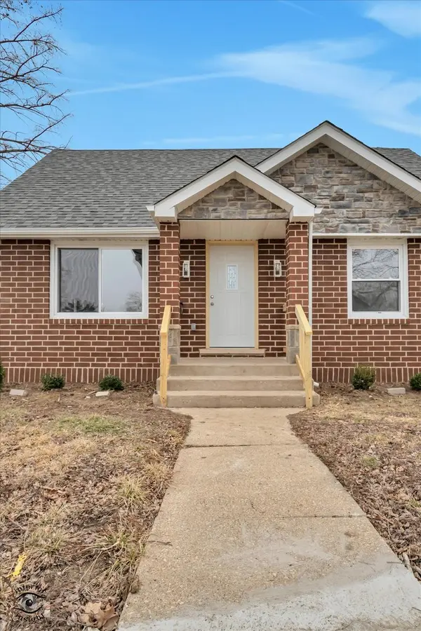 702 S Lincoln AVE, Kankakee, IL 60901