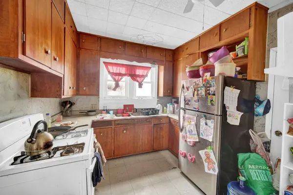37 W 36th PL, Steger, IL 60475