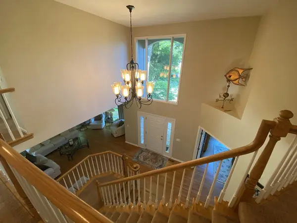 1312 Galloway DR, Woodstock, IL 60098