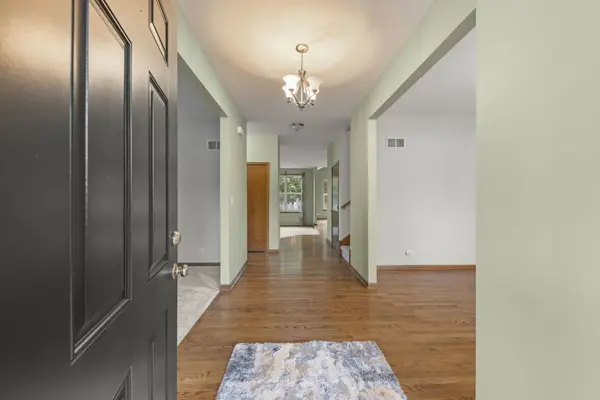 972 Canyon Trail CT, Yorkville, IL 60560