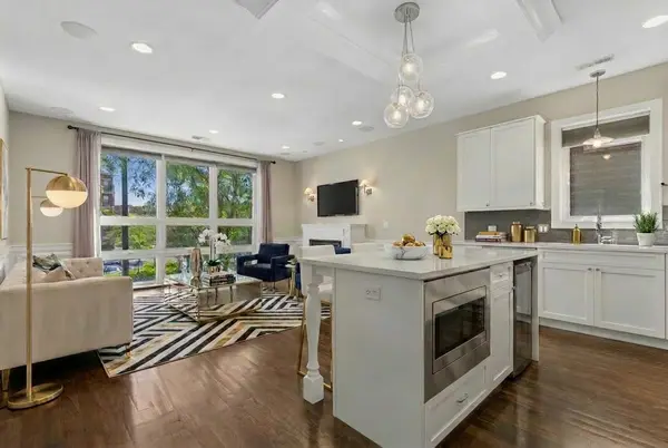 4038 N Western AVE #2S, Chicago, IL 60618