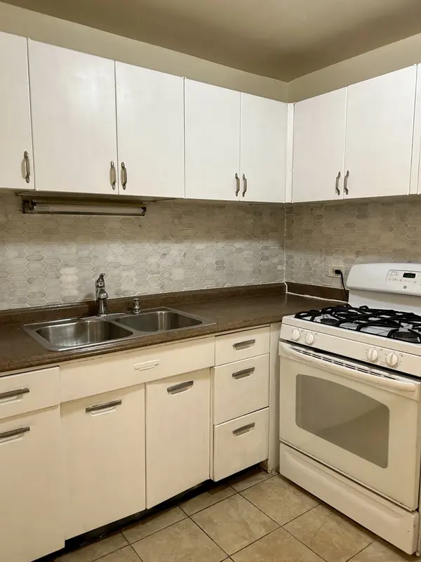 1450 E 55th PL #825S, Chicago, IL 60637