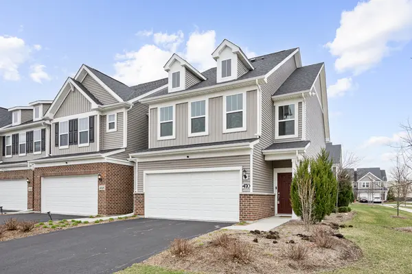 470 Watercress DR, Aurora, IL 60504