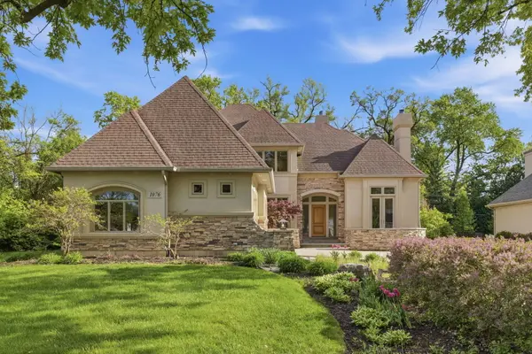 1076 Prairie AVE, Naperville, IL 60540
