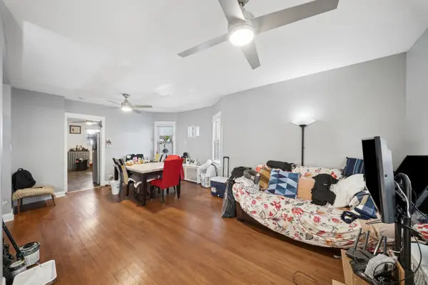 4022 W EDDY ST, Chicago, IL 60641