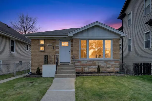 4430 N Mulligan AVE, Chicago, IL 60634