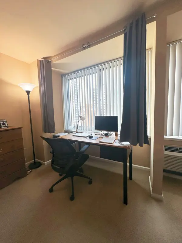 211 E OHIO ST #1605, Chicago, IL 60611