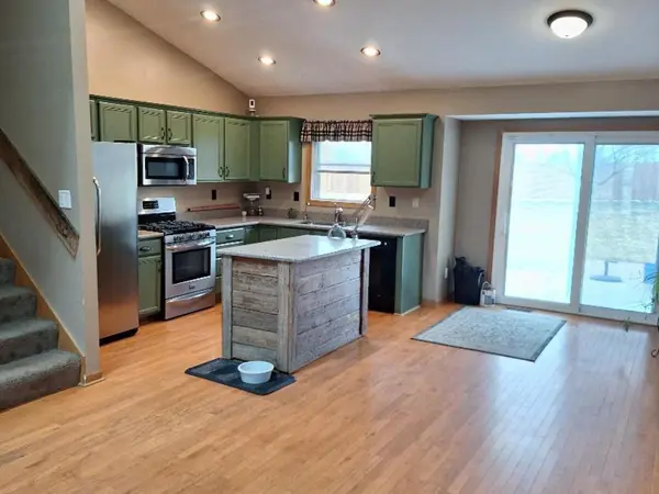 602 Sandra ST, Kingston, IL 60145