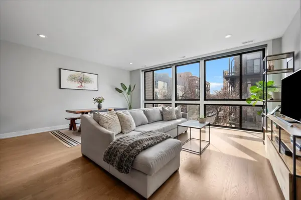 2730 W Armitage AVE #3E, Chicago, IL 60647