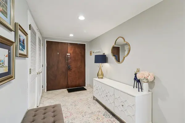 1301 N Western AVE #307, Lake Forest, IL 60045