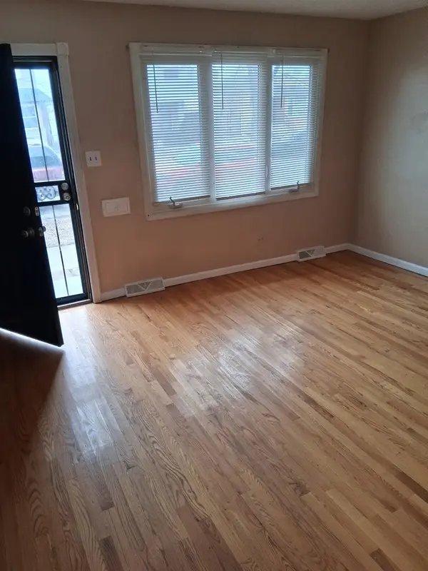 215 E 90th PL, Chicago, IL 60619