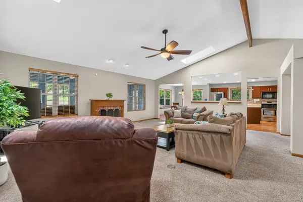 16946 Mohican DR, Lockport, IL 60441