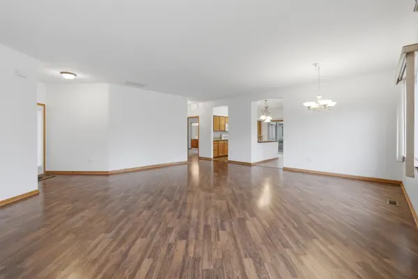 13806 S Hickory LN, Plainfield, IL 60544