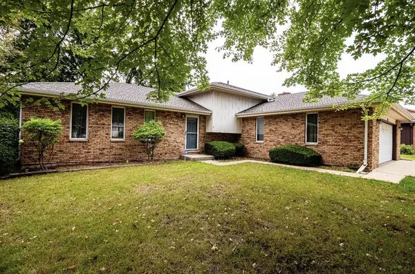 911 COLONADE RD, Shorewood, IL 60404