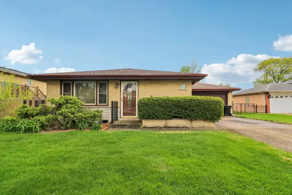 8136 Odell AVE, Bridgeview, IL 60455