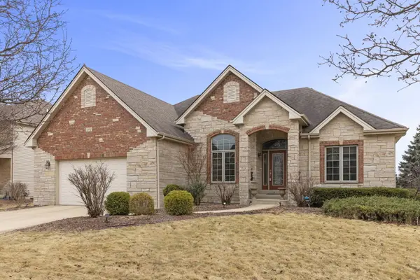 204 Amherst CIR, Oswego, IL 60543