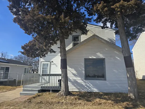 4311 E Wonder Lake RD, Wonder Lake, IL 60097