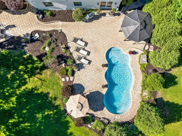 15641 W Stately Oaks DR, Homer Glen, IL 60491