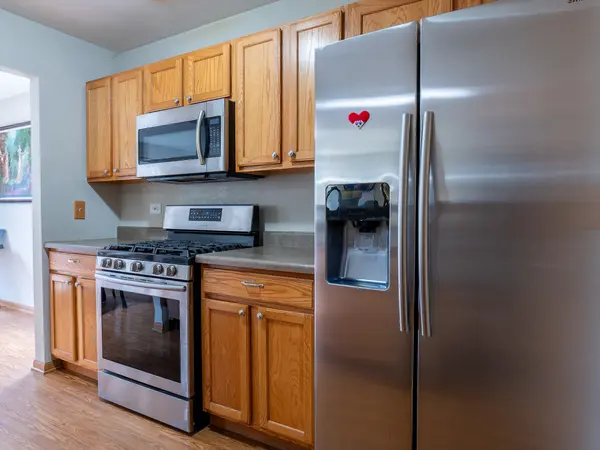 2333 Stoughton CIR, Aurora, IL 60502