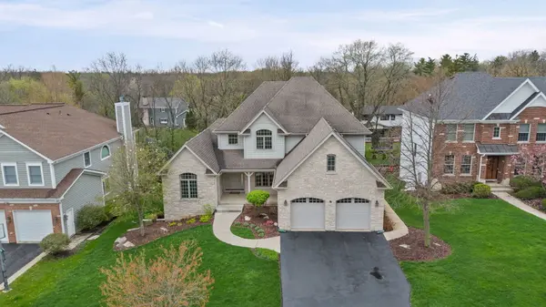 35 Beech DR, Lake Zurich, IL 60047