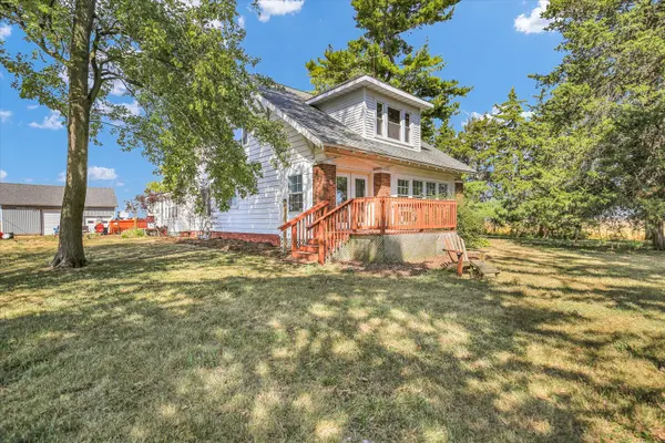 525 County Road 2400 E, Broadlands, IL 61816