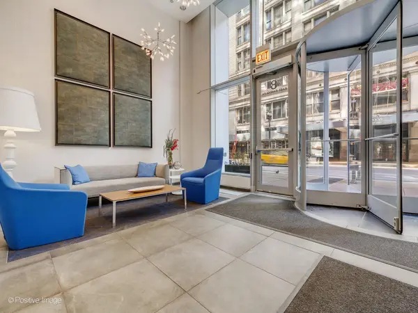 8 E Randolph ST #1401, Chicago, IL 60601