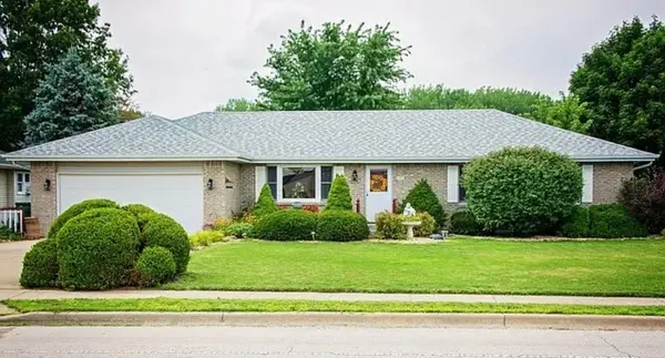 406 S Comet DR, Braidwood, IL 60408