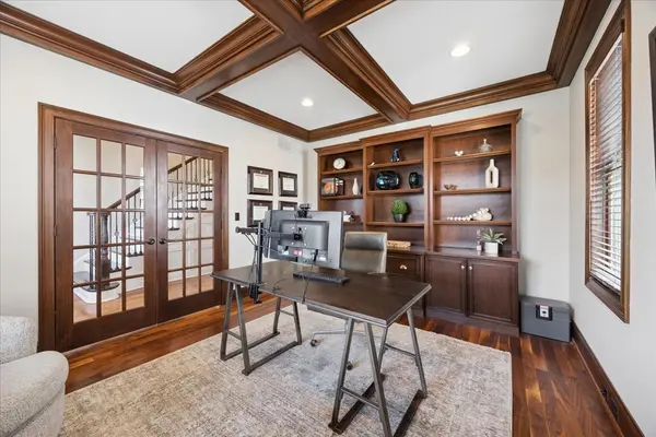 4620 Stonewall AVE, Downers Grove, IL 60515