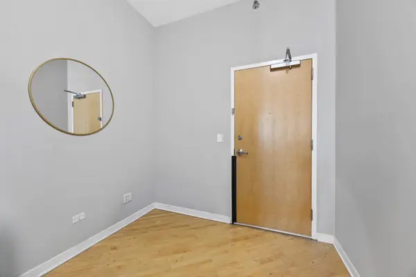 1600 S Indiana AVE #702, Chicago, IL 60616