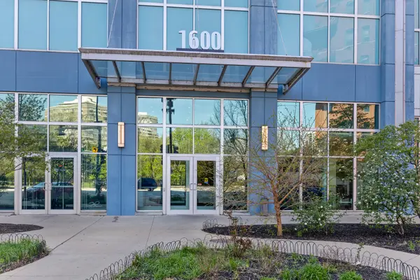 1600 S Indiana AVE #702, Chicago, IL 60616