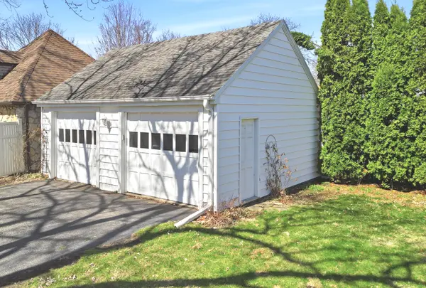 807 E Fellows ST, Dixon, IL 61021