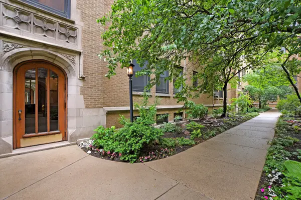 630 W Waveland AVE #4A, Chicago, IL 60613