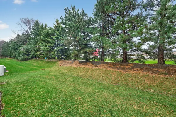681 Hampshire DR, Hampshire, IL 60140