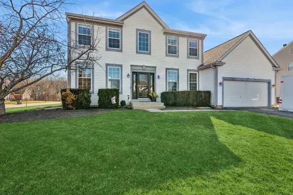 543 Sparrow CT,  Lindenhurst,  IL 60046