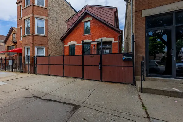 2012 W Coulter ST, Chicago, IL 60608