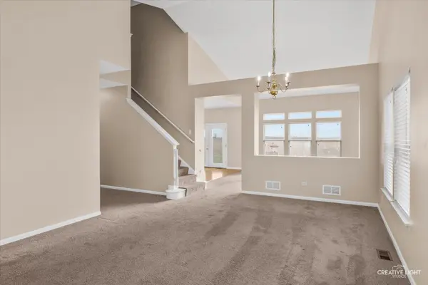 16141 Laurel Oak DR, Crest Hill, IL 60403