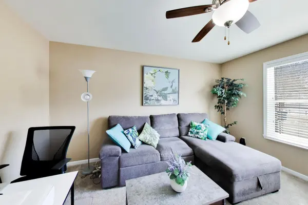 1715 W River ST #1715, Dixon, IL 61021