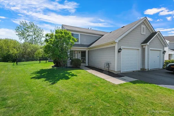 9 Crimson CT #9, Lake In The Hills, IL 60156