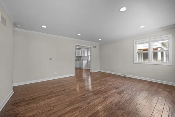 1331 N Main ST, Naperville, IL 60563