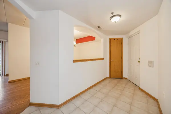 11555 Settlers Pond WAY #1A, Orland Park, IL 60467
