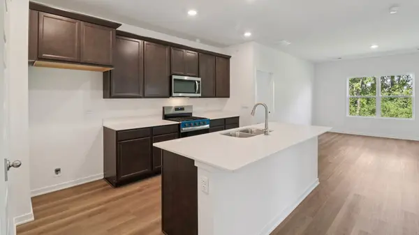 1107 Bluebell LN, Bartlett, IL 60103