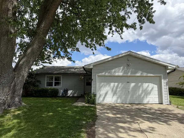 1304 Greenridge DR, Urbana, IL 61802