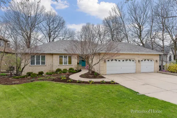 11 Merrimack CT, Bolingbrook, IL 60440