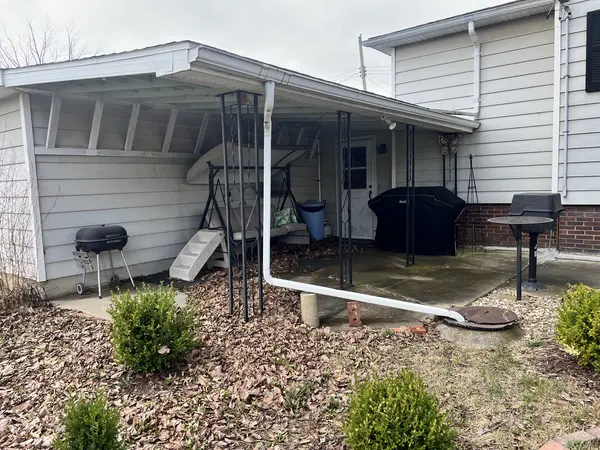 111 W CENTRAL ST, Buckley, IL 60918