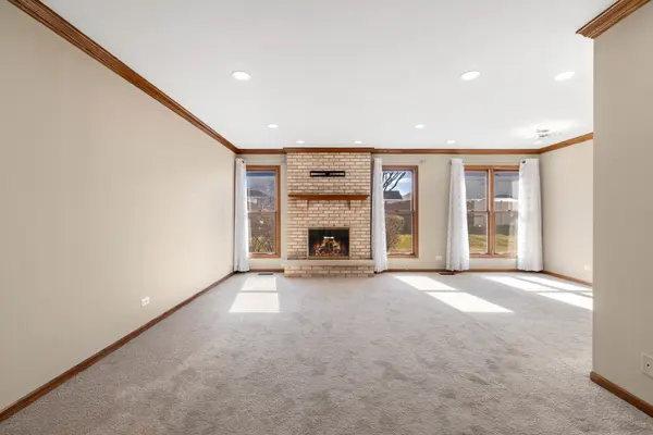 7811 Bristol Park DR, Tinley Park, IL 60477