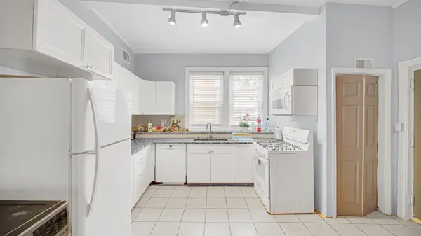 2010 W 115th ST, Chicago, IL 60643